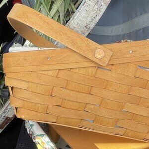 2001 Longaberger Collectors Club Membership Basket